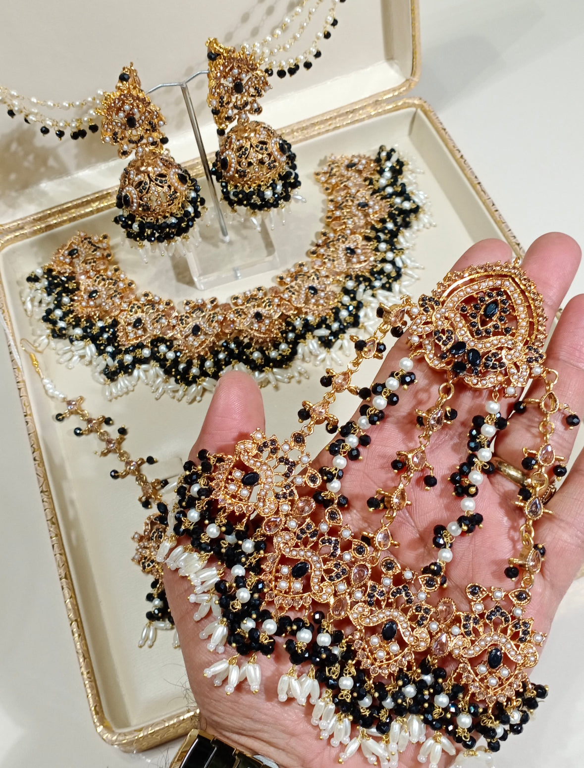 Full Bridal Jewellery Set (Gold Black)