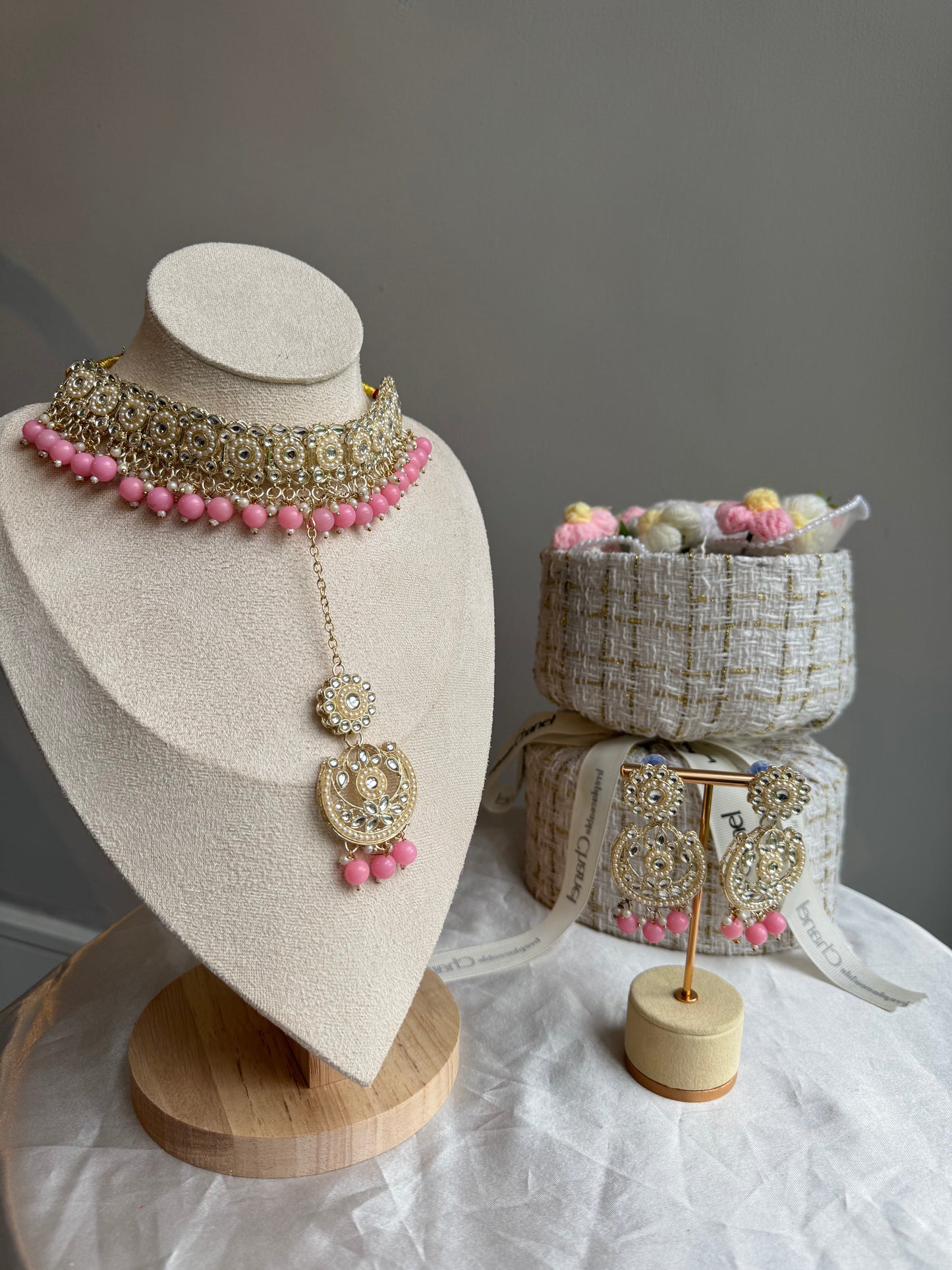 Simple Pink Choker Set With Earrings